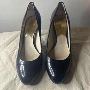 Black Patent Leather Heels with Rounded Toe